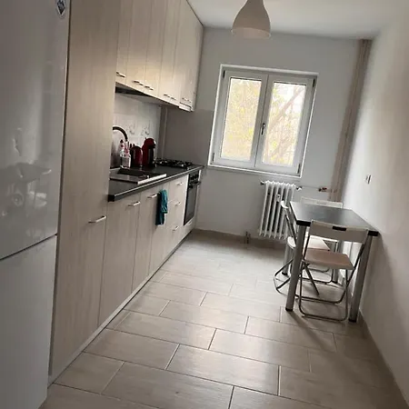 2 Aproape De Spitalul Obregia Si Bagdasar Nu Ofer Factura *