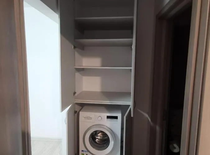 2 Aproape De Spitalul Obregia Si Bagdasar Nu Ofer Factura Бухарест